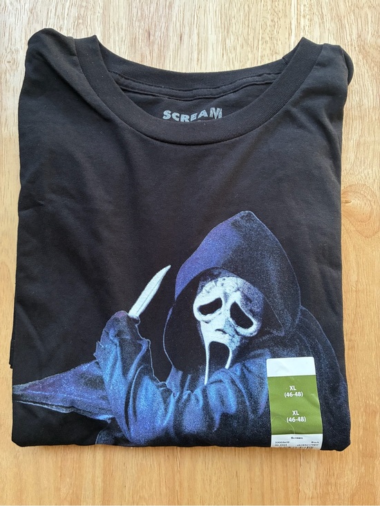 Paramount Pictures Other - Scream Ghostface Graphic T-Shirt XL - "What's Your Favorite Scary Movie?" Black